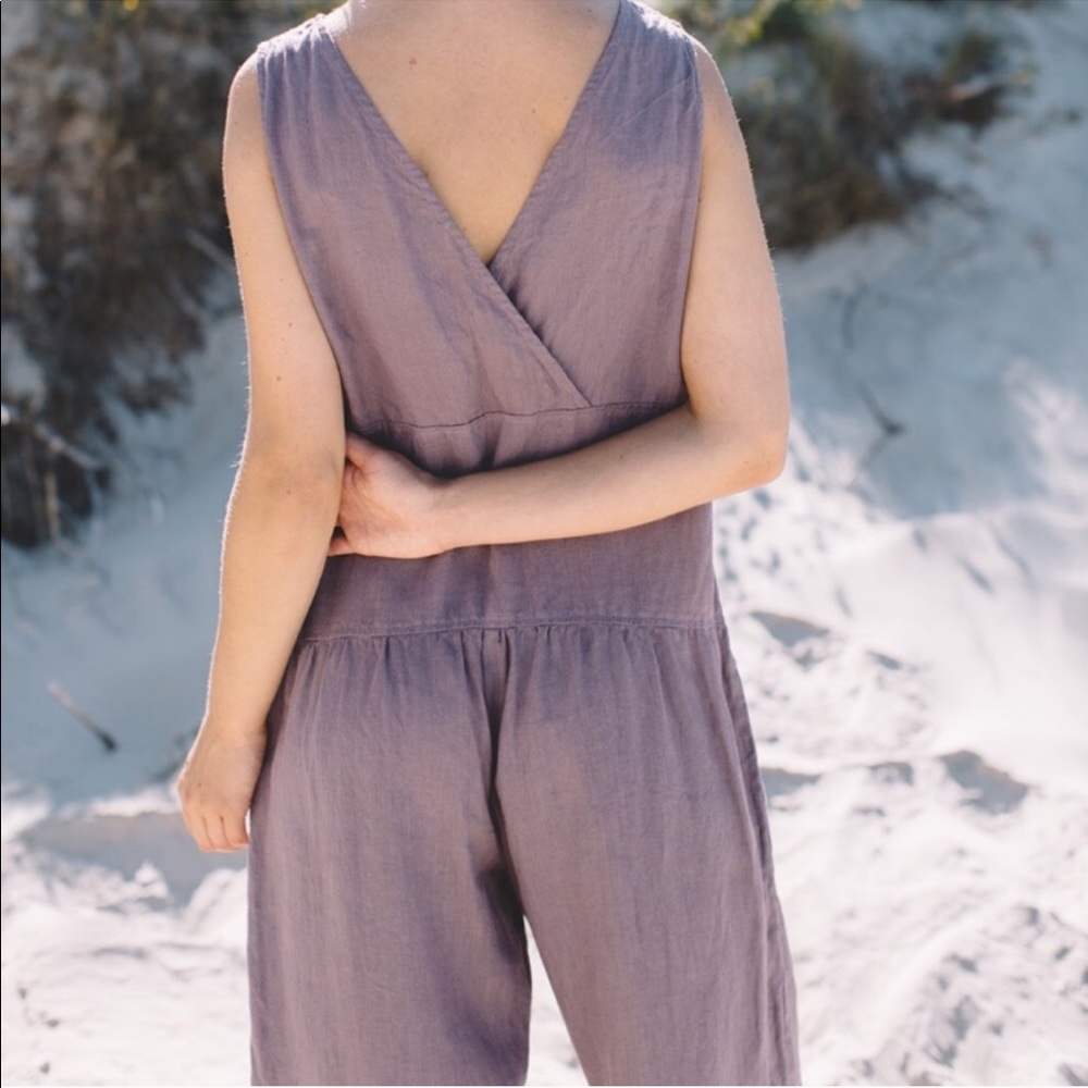 Linenfox • Hai striped jumpsuit in Gray